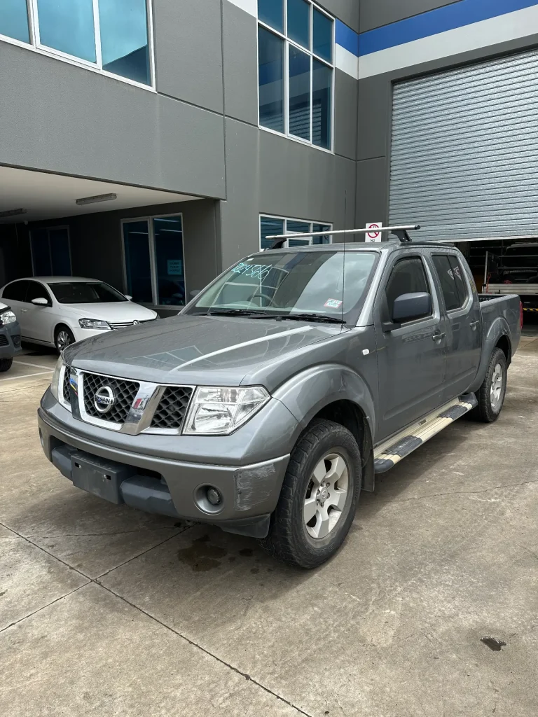Nissan Navara 2009 Grey Man Diesel