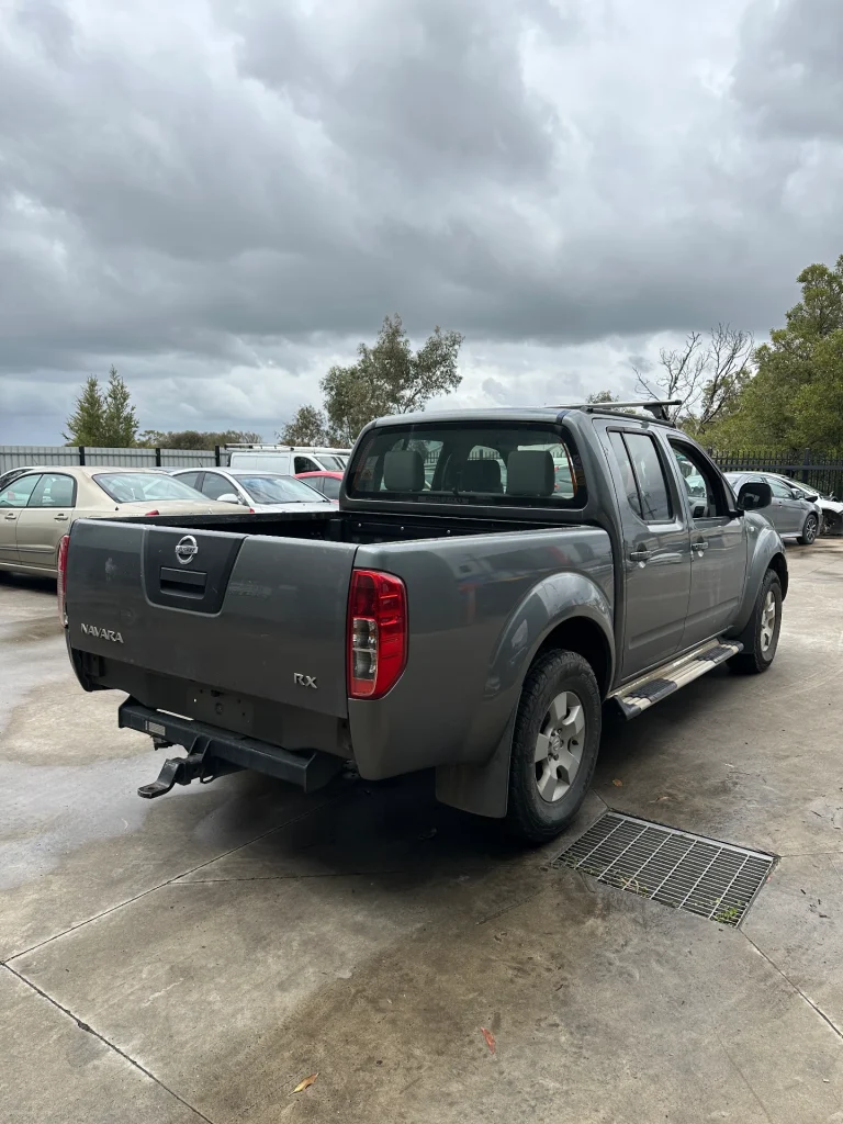 Nissan Navara 2009 Grey Man Diesel
