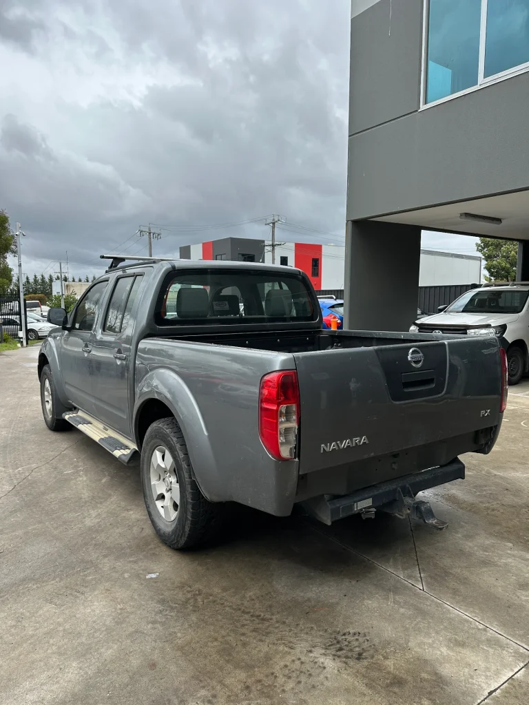 Nissan Navara 2009 Grey Man Diesel