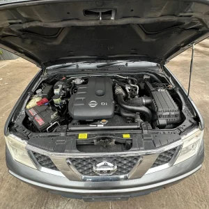 Nissan Navara 2009 Grey Man Diesel