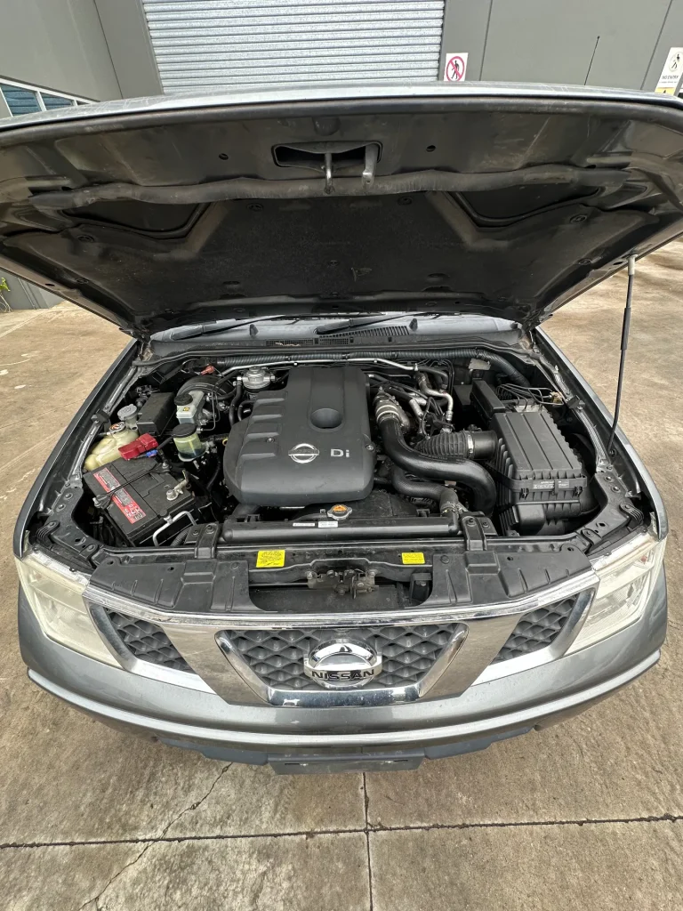 Nissan Navara 2009 Grey Man Diesel