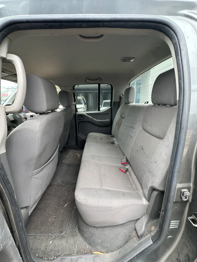 Nissan Navara 2009 Grey Man Diesel