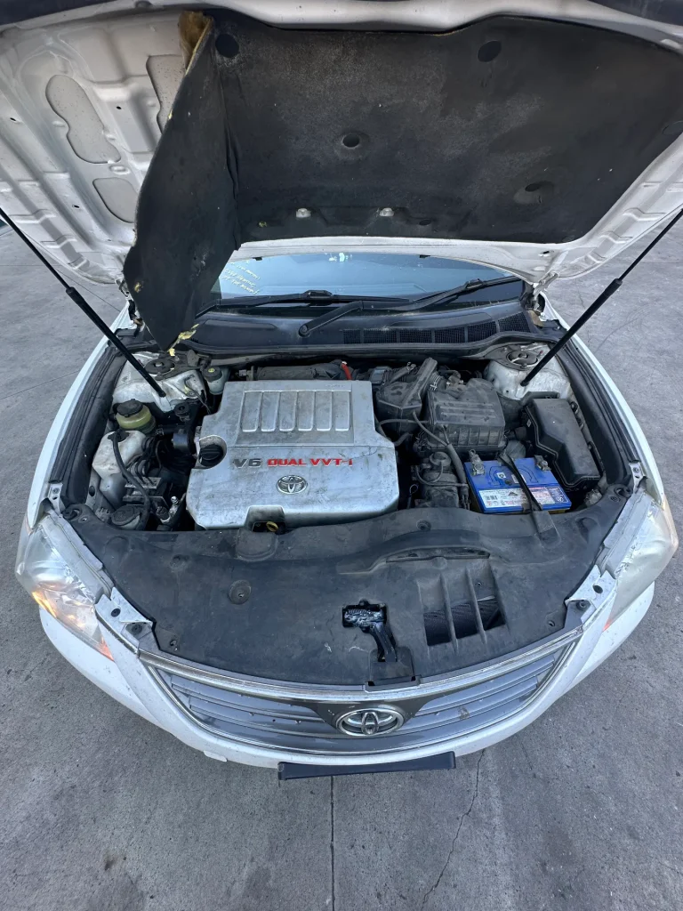 Toyota Aurion 2009 White Auto Petrol