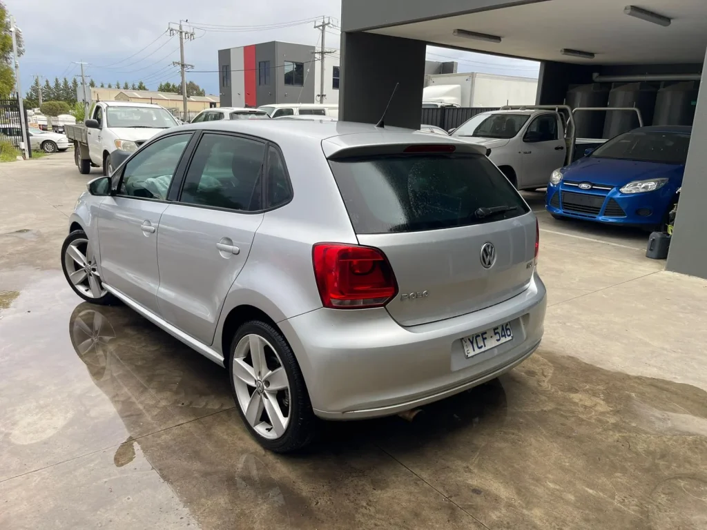 Volkswagen Polo 2010 Silver Auto Diesel
