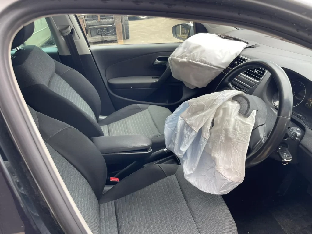 Volkswagen Polo 2010 Silver Auto Diesel