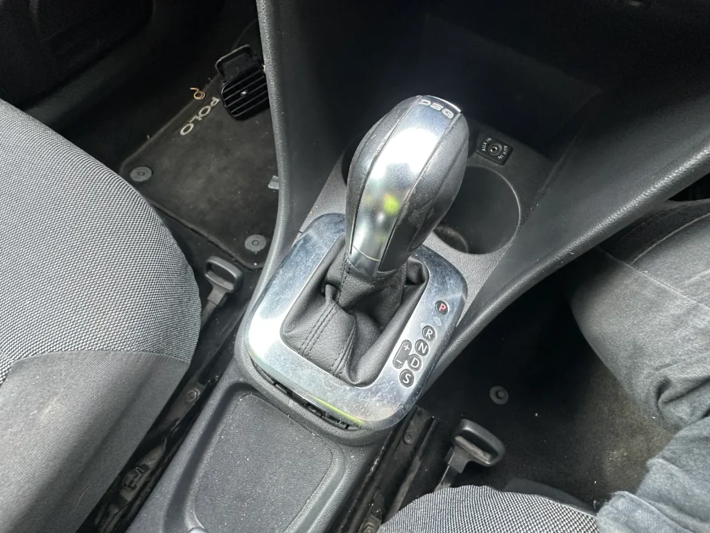 Volkswagen Polo 2010 Silver Auto Diesel