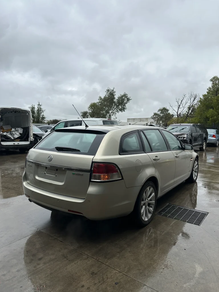 Holden Commodore 2011 Gold Auto Petrol