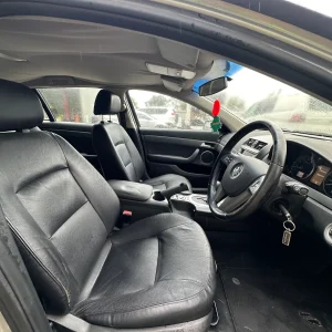 Holden Commodore 2011 Gold Auto Petrol