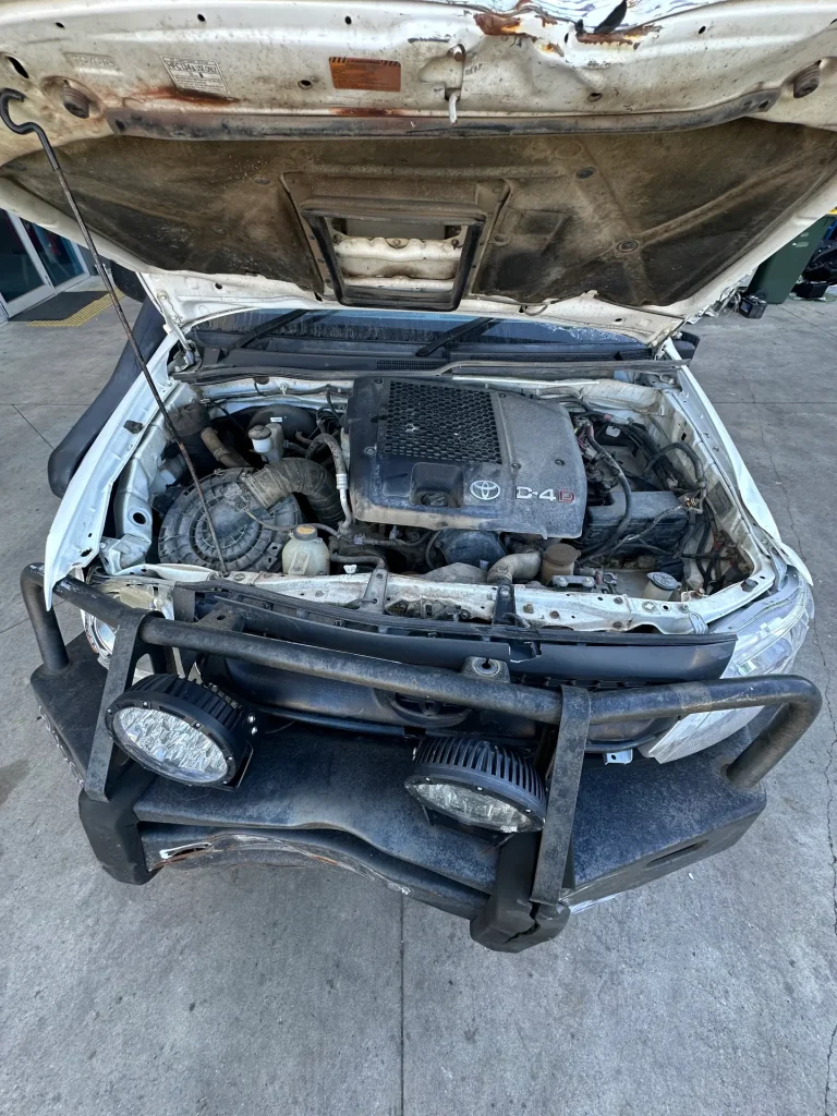 Toyota Hilux 2011 White Man Diesel