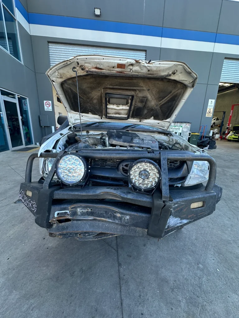 Toyota Hilux 2011 White Man Diesel