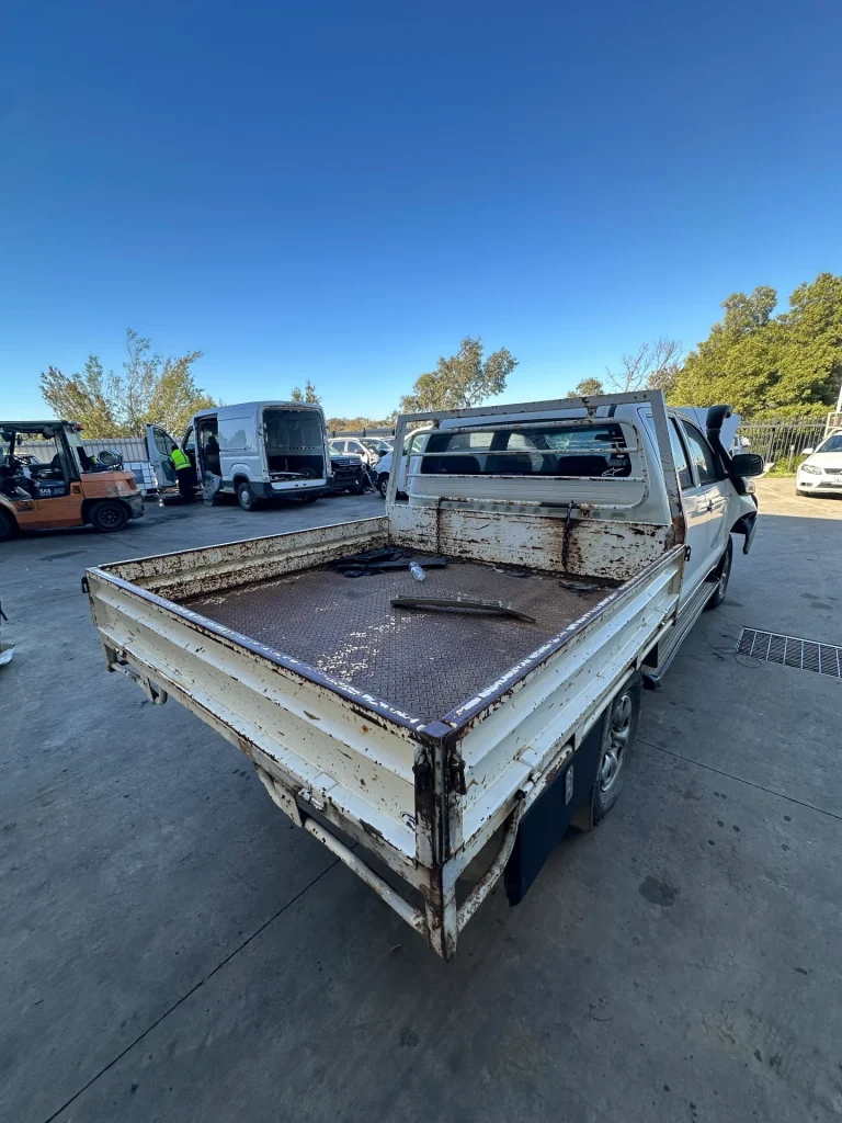Toyota Hilux 2011 White Man Diesel