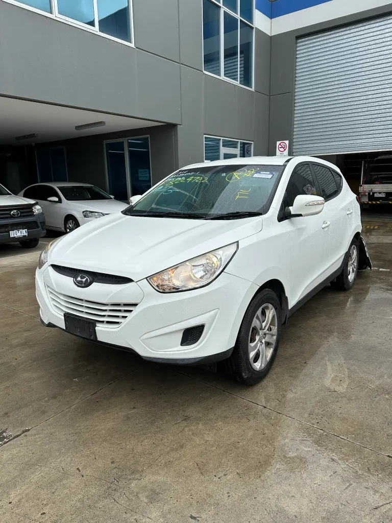 Hyundai ix35 2012 White Auto Petrol