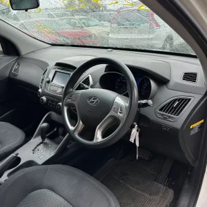 Hyundai ix35 2012 White Auto Petrol