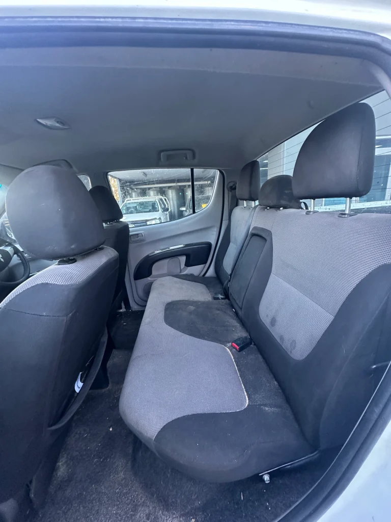 Mitsubishi Triton 2012 White Man Diesel