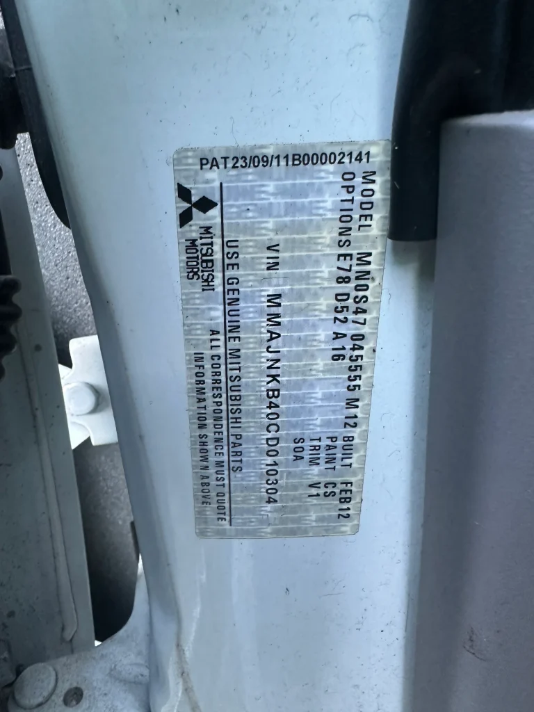 Mitsubishi Triton 2012 White Man Diesel