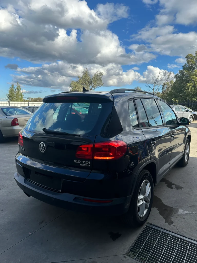 Volkswagen Tiguan 2012 Black Auto Diesel