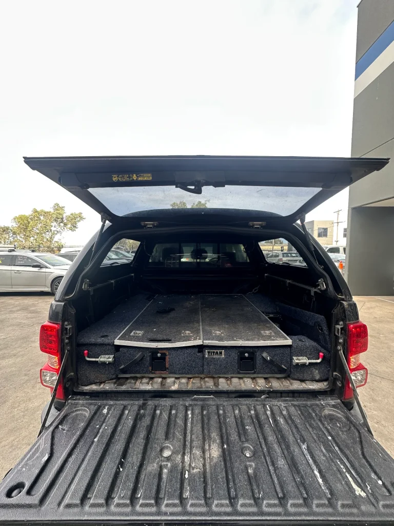 Holden Colorado 2013 Black Auto Diesel