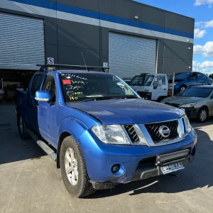 Nissan Navara 2013 Blue Auto Diesel