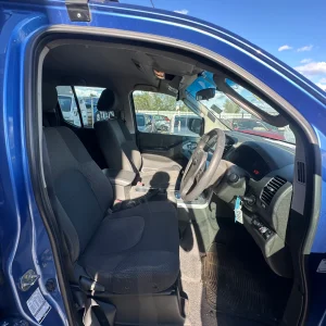 Nissan Navara 2013 Blue Auto Diesel