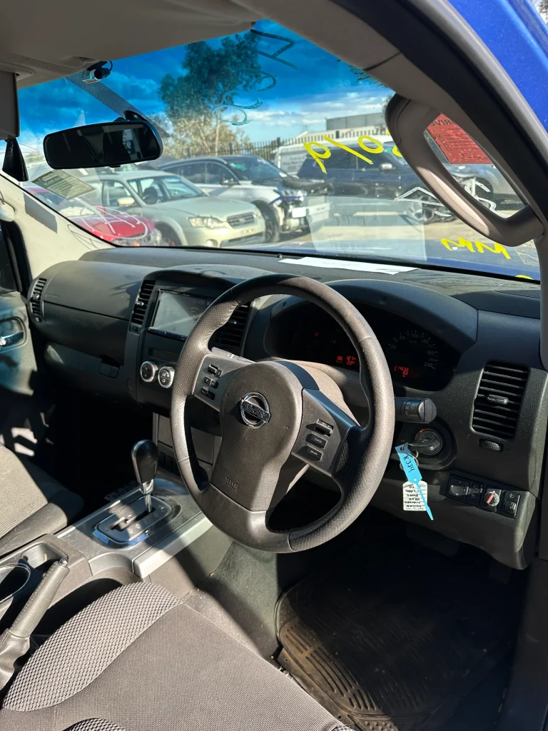Nissan Navara 2013 Blue Auto Diesel