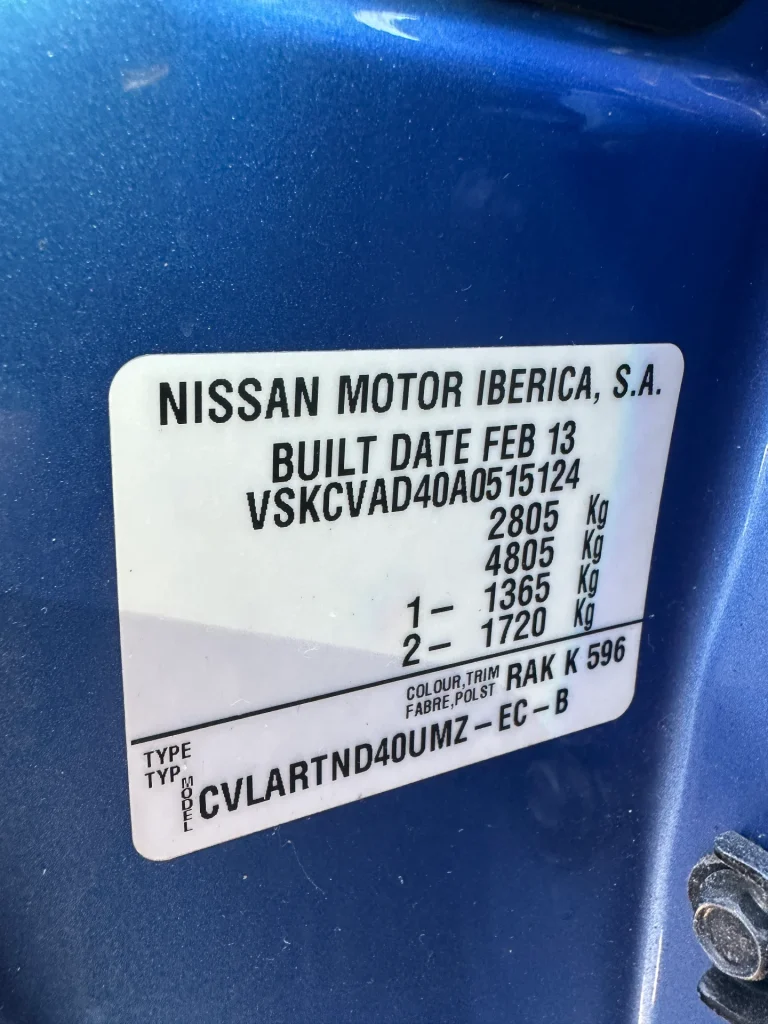 Nissan Navara 2013 Blue Auto Diesel