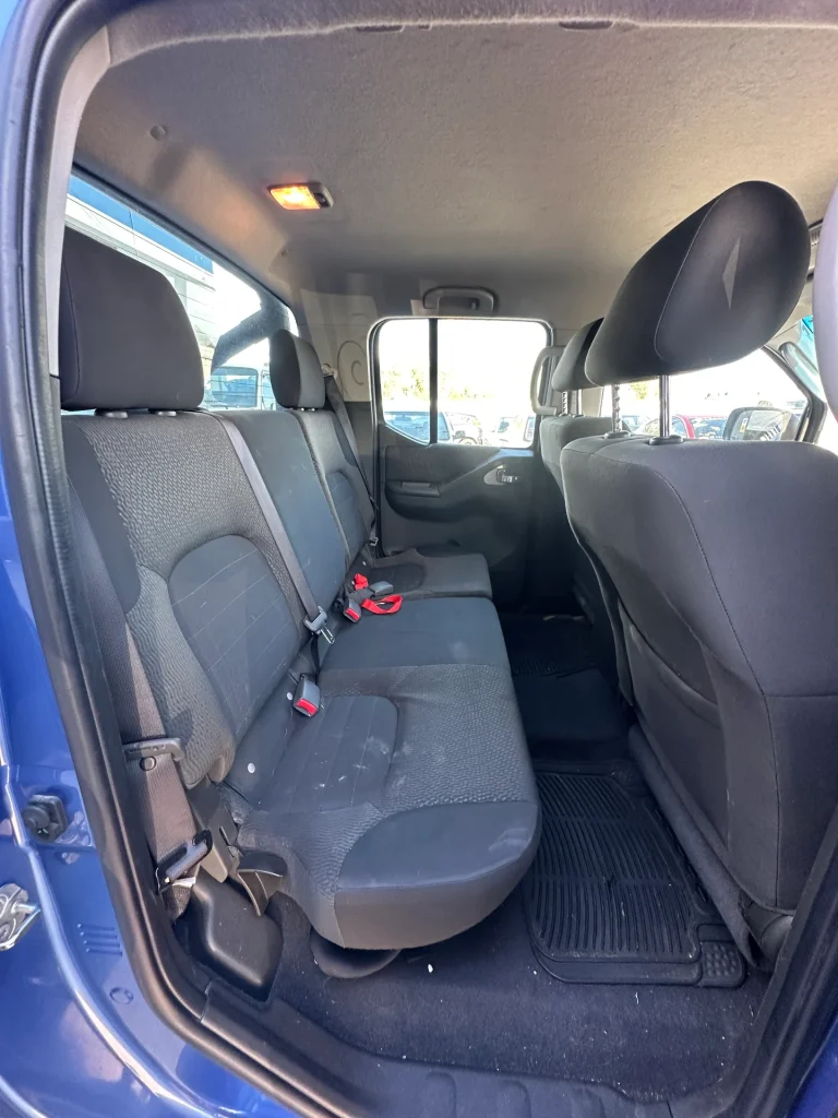 Nissan Navara 2013 Blue Auto Diesel