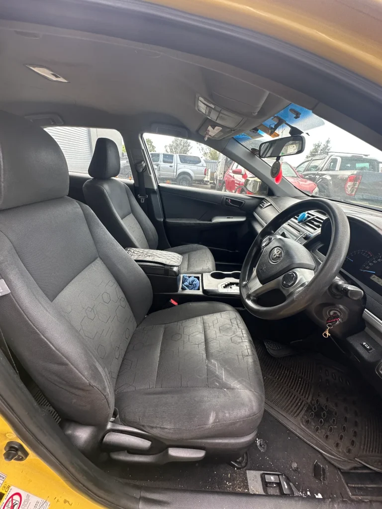 Toyota Camry 2013 Yellow Auto Petrol