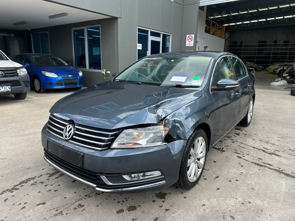 Volkswagen Passat 2013 Grey Auto Petrol