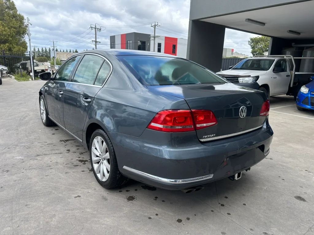 Volkswagen Passat 2013 Grey Auto Petrol