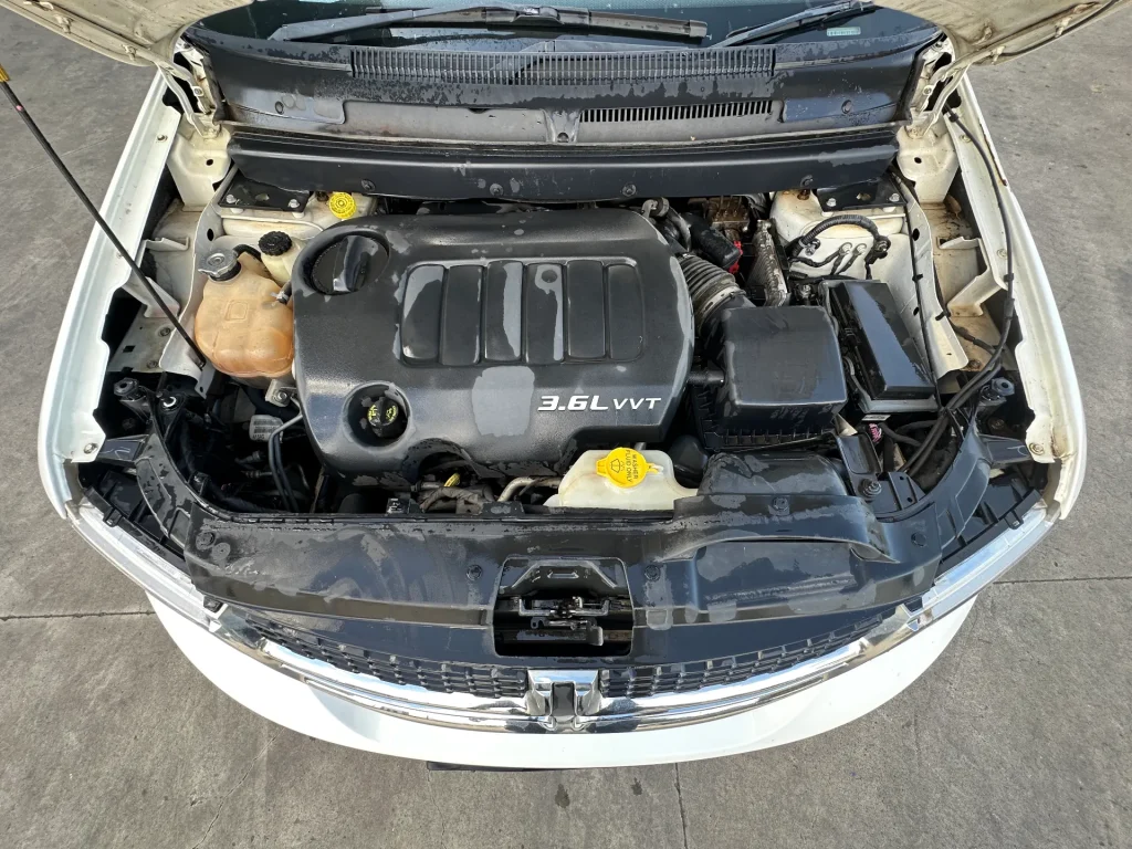 Dodge Journey 2014 White Auto Petrol