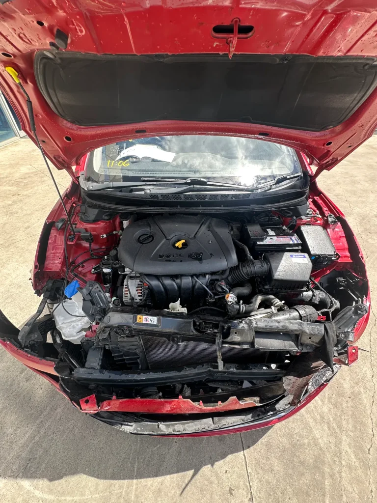 Hyundai Elantra 2014 Red Auto Petrol