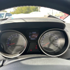 Hyundai Elantra 2014 Red Auto Petrol