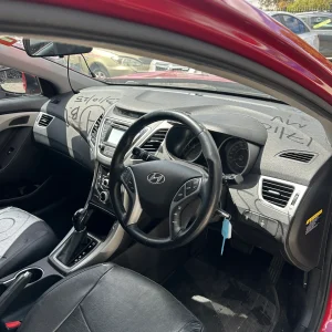 Hyundai Elantra 2014 Red Auto Petrol