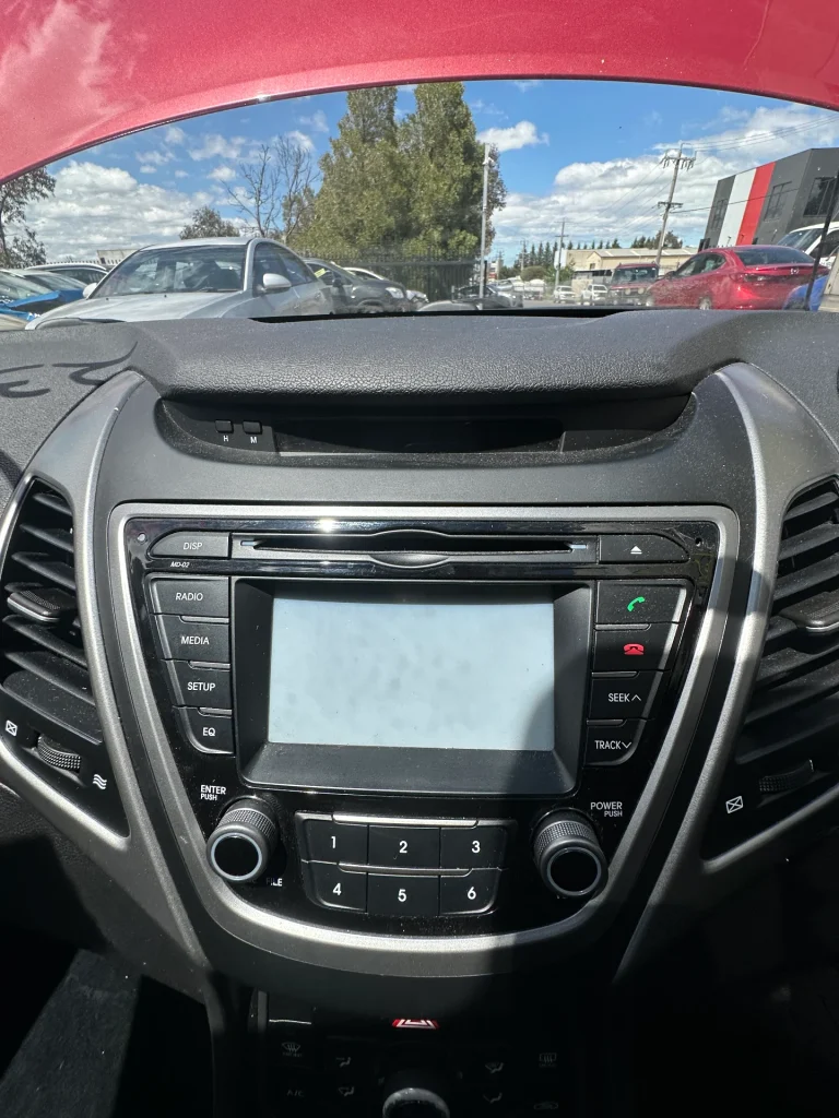 Hyundai Elantra 2014 Red Auto Petrol