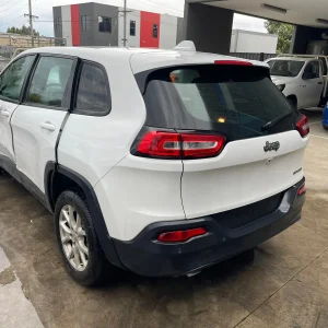Jeep Cherokee 2014 White Auto Petrol