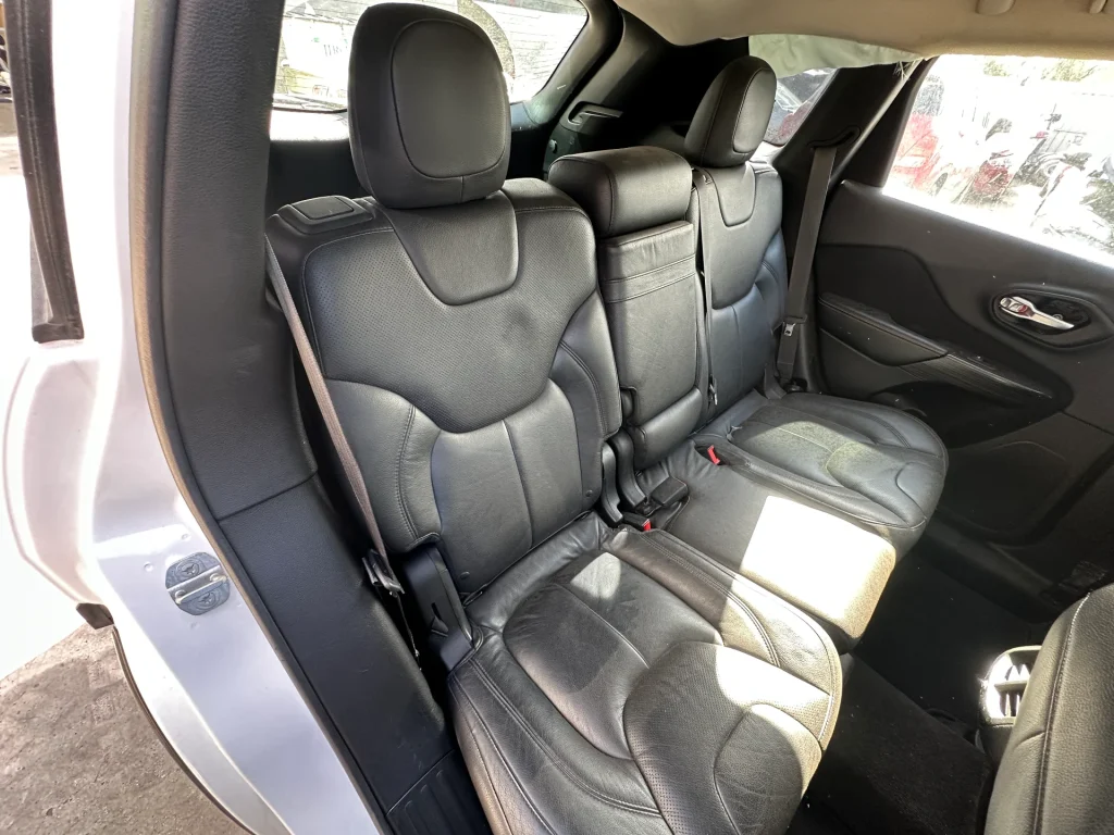 Jeep Cherokee 2014 White Auto Petrol