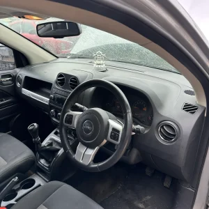 Jeep Compass 2014 Silver Man Petrol