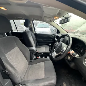 Jeep Compass 2014 Silver Man Petrol