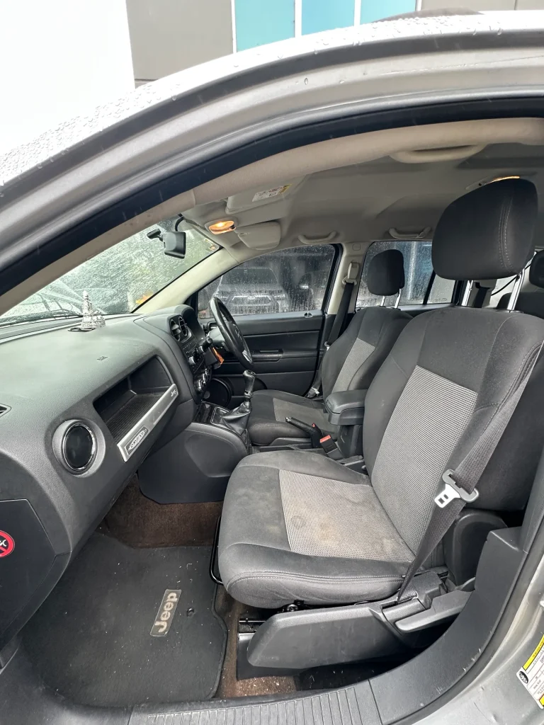 Jeep Compass 2014 Silver Man Petrol