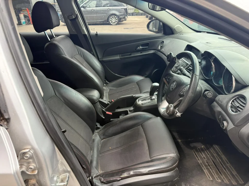 Holden Cruze 2015 Silver Auto Petrol