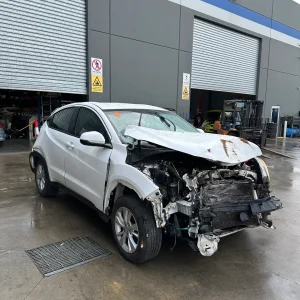 Honda Hrv 2015 White Auto Petrol