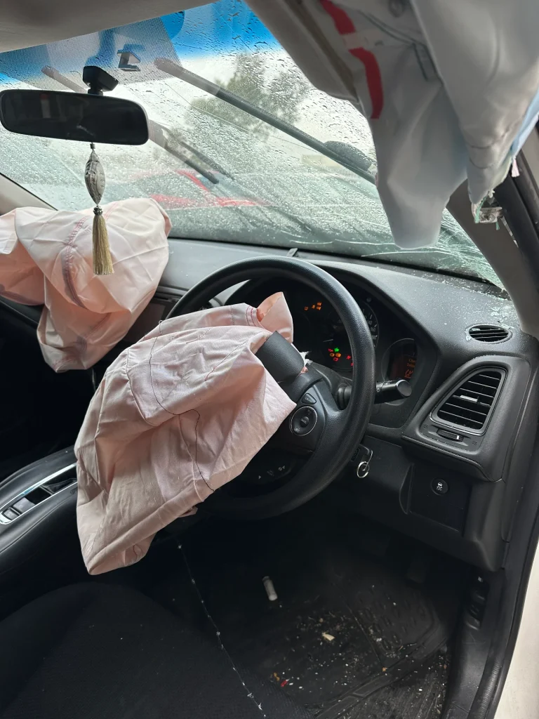 Honda Hrv 2015 White Auto Petrol