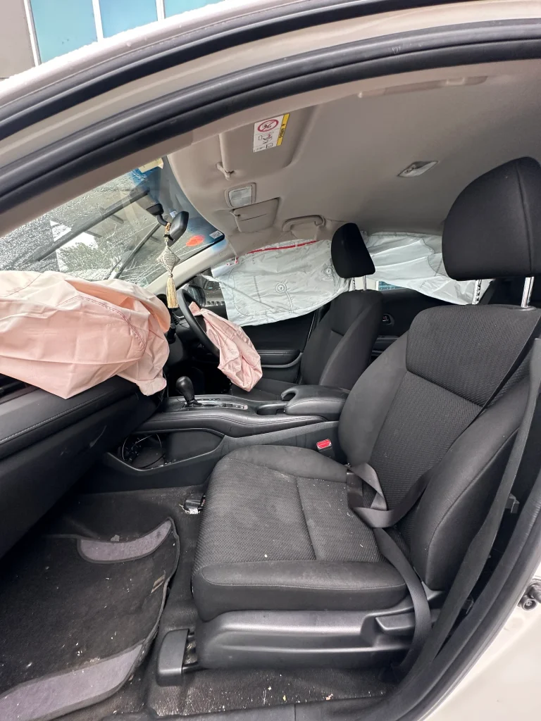 Honda Hrv 2015 White Auto Petrol
