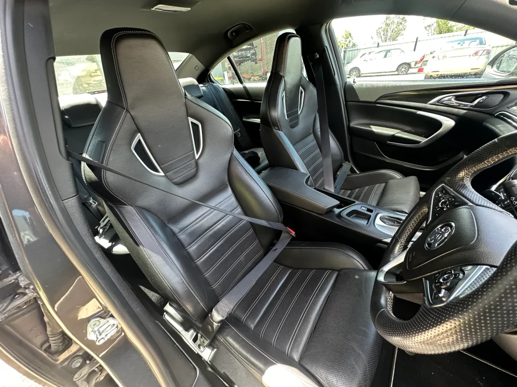 Opel Insignia 2015 White Auto Petrol
