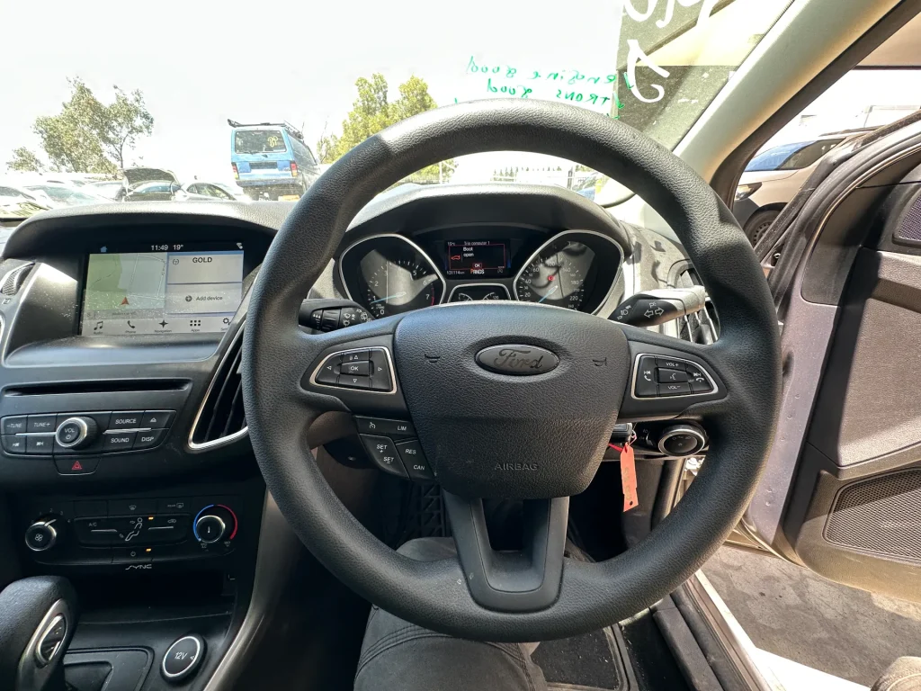 Ford Focus 2016 Brown Auto Petrol