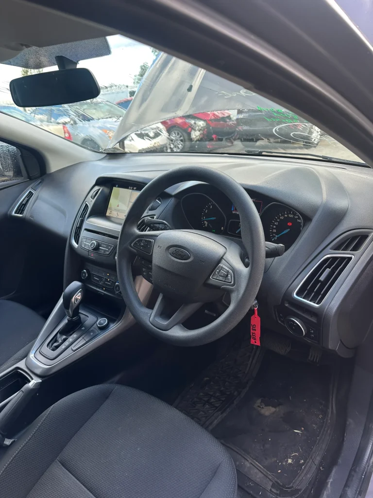 Ford Focus 2016 Brown Auto Petrol