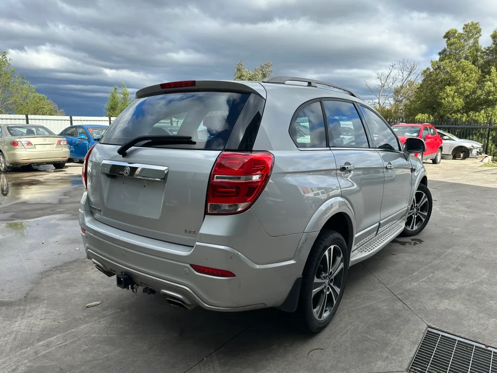 Holden Captiva 2016 Silver Auto Petrol-Ethanol