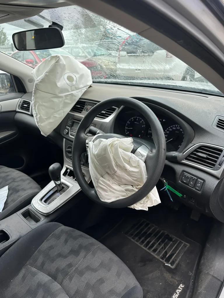 Nissan Pulsar 2016 Silver Auto Petrol
