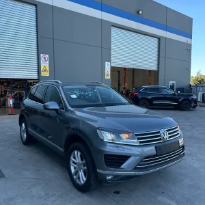 Volkswagen Touareg 2016 Grey Auto Diesel