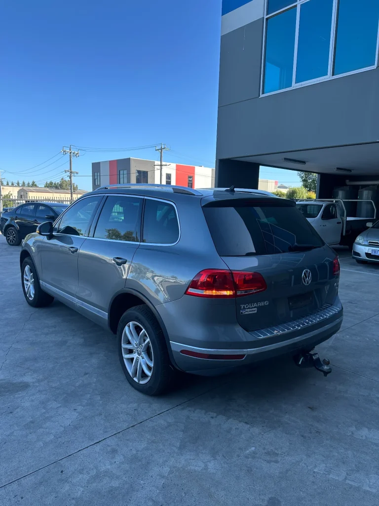 Volkswagen Touareg 2016 Grey Auto Diesel